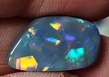 Load image into Gallery viewer, DISTINCTIVE BLACK OPAL STONE FROM LIGHTNING RIDGE
