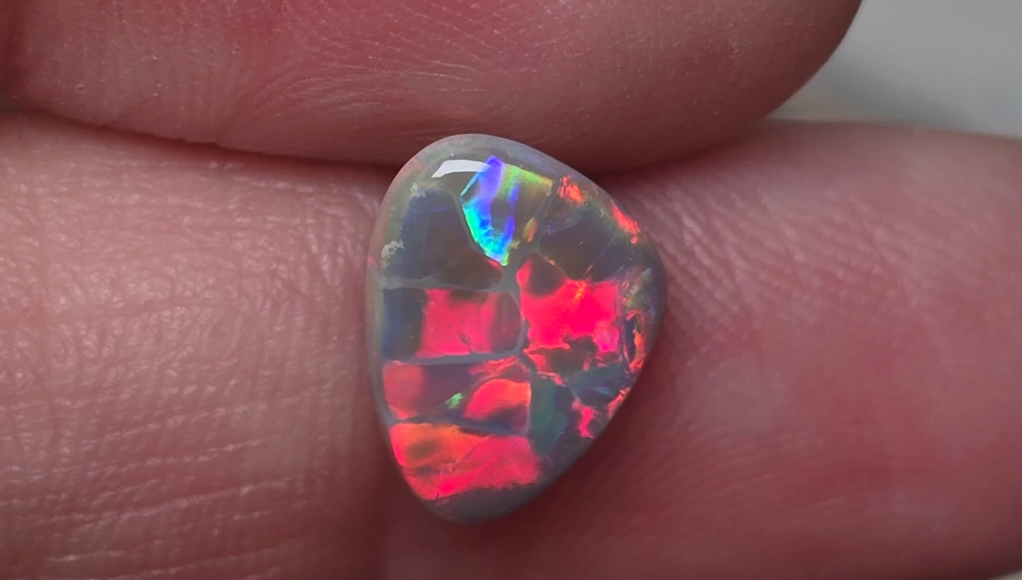FULL RED SEMI BLACK OPAL
