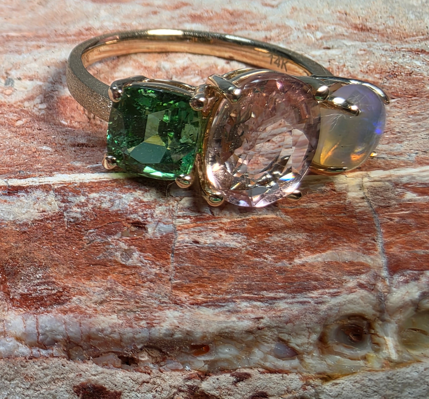 DREAMY RING