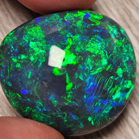 INVESTMENT TOP GEM 28.15 CARATS.
