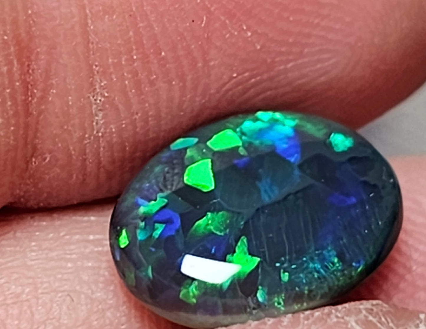 Pattern combinations 2.55ct Black Opal