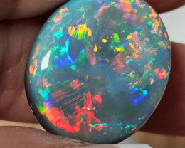 SOLD !!!!!COLLECTORS QUALITY OPAL 28.47 CARATS