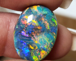 SOLD !!!!COLLECTORS QUALITY OPAL 12.9 CARATS
