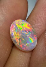 Load image into Gallery viewer, Crystal Opal 2.95 Carats
