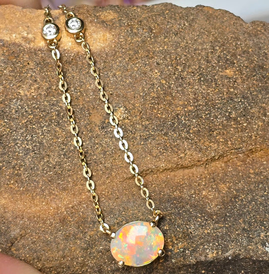 Very Classy Australian Opal Gold Necklace