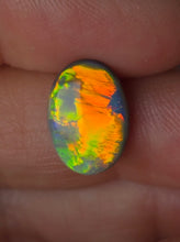 Load image into Gallery viewer, Neon Bright 2.96 Cts Dark Opal
