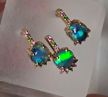 Load image into Gallery viewer, Petit Pendant and Earrings Set Black Opal 14K Yellow Gold
