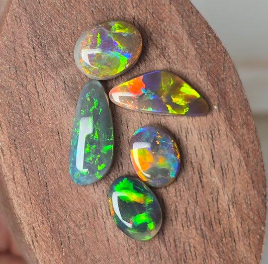 Super Bright 5.60  Cts Black Opal Lot 5 pcs