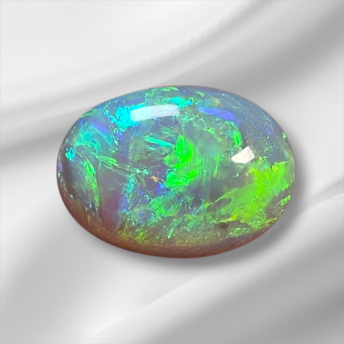 2.65 ct Semi-Black Opal Gem from Lightning Ridge