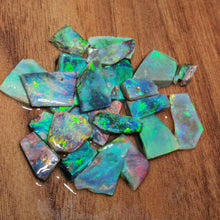 Load image into Gallery viewer, Multicolour Rough 154 Carats
